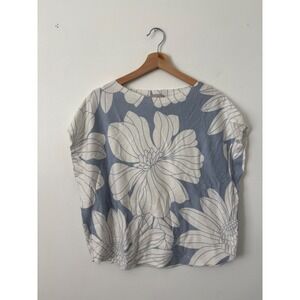 Sioni Blue & White Floral Knit Dolman Sleeve Sweater – Size Large
